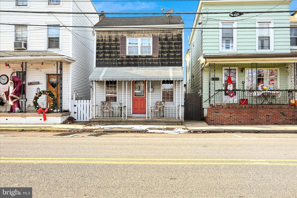 Photo of 151 W Columbia Street, SCHUYLKILL HAVEN, PA 17972 (MLS # PASK2024794)