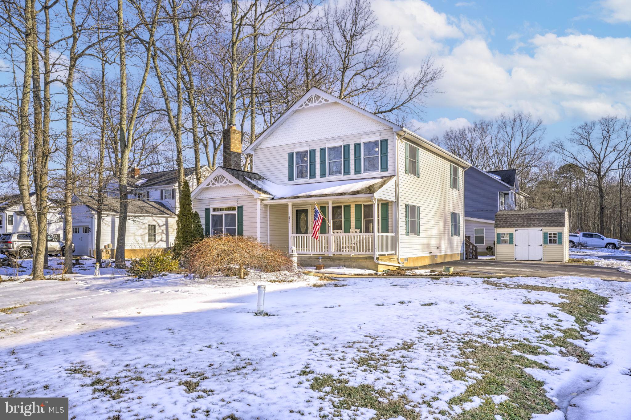 DEALE BEACH - Residential