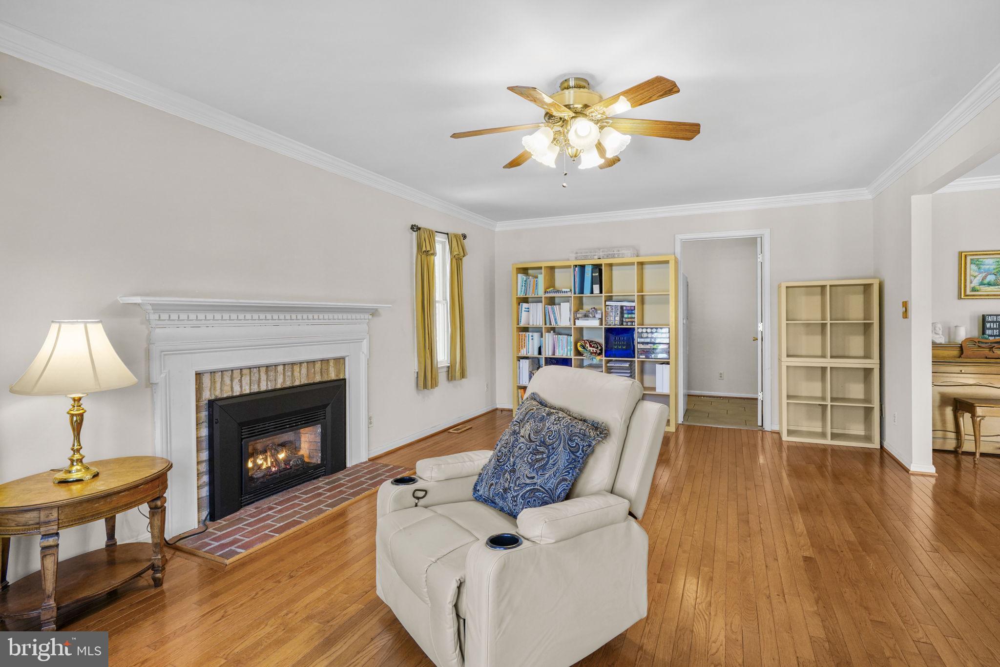 DEALE BEACH - Residential