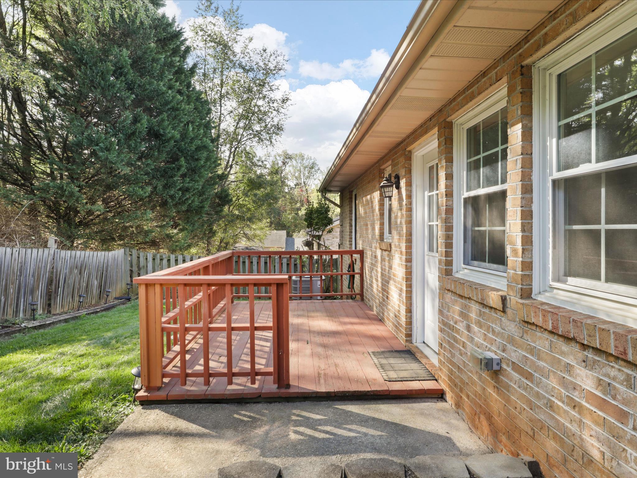 AY VIEW ESTATES - Residential Lease