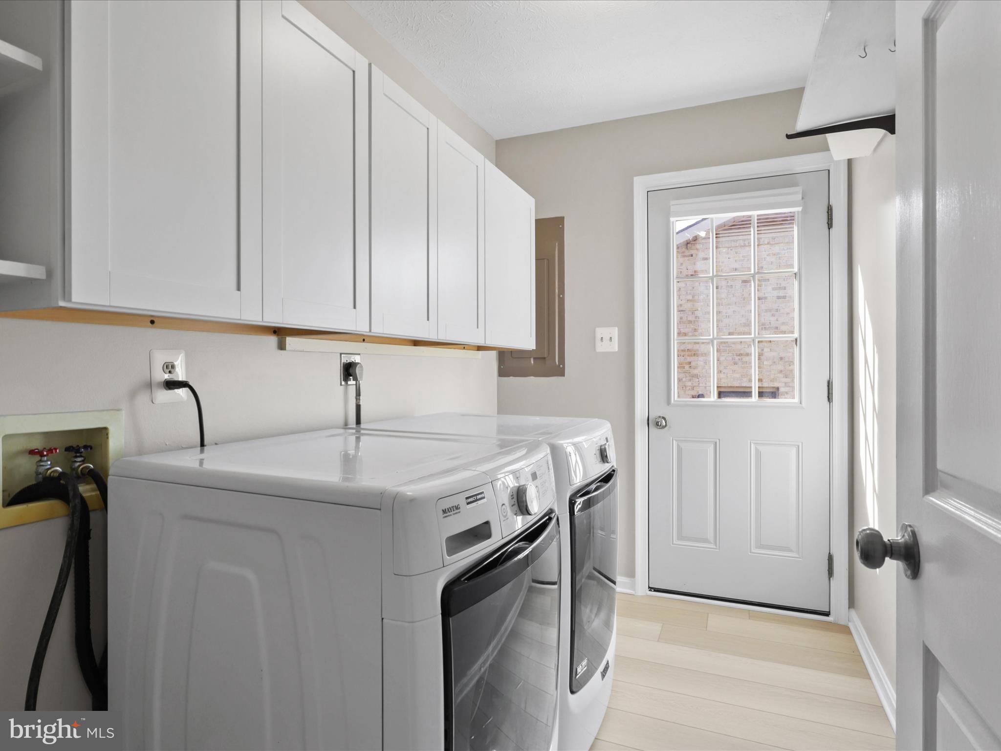 AY VIEW ESTATES - Residential Lease