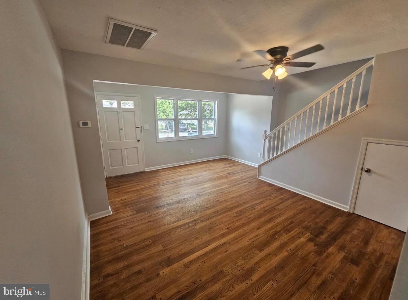 NORTH BARNABY - Residential Lease