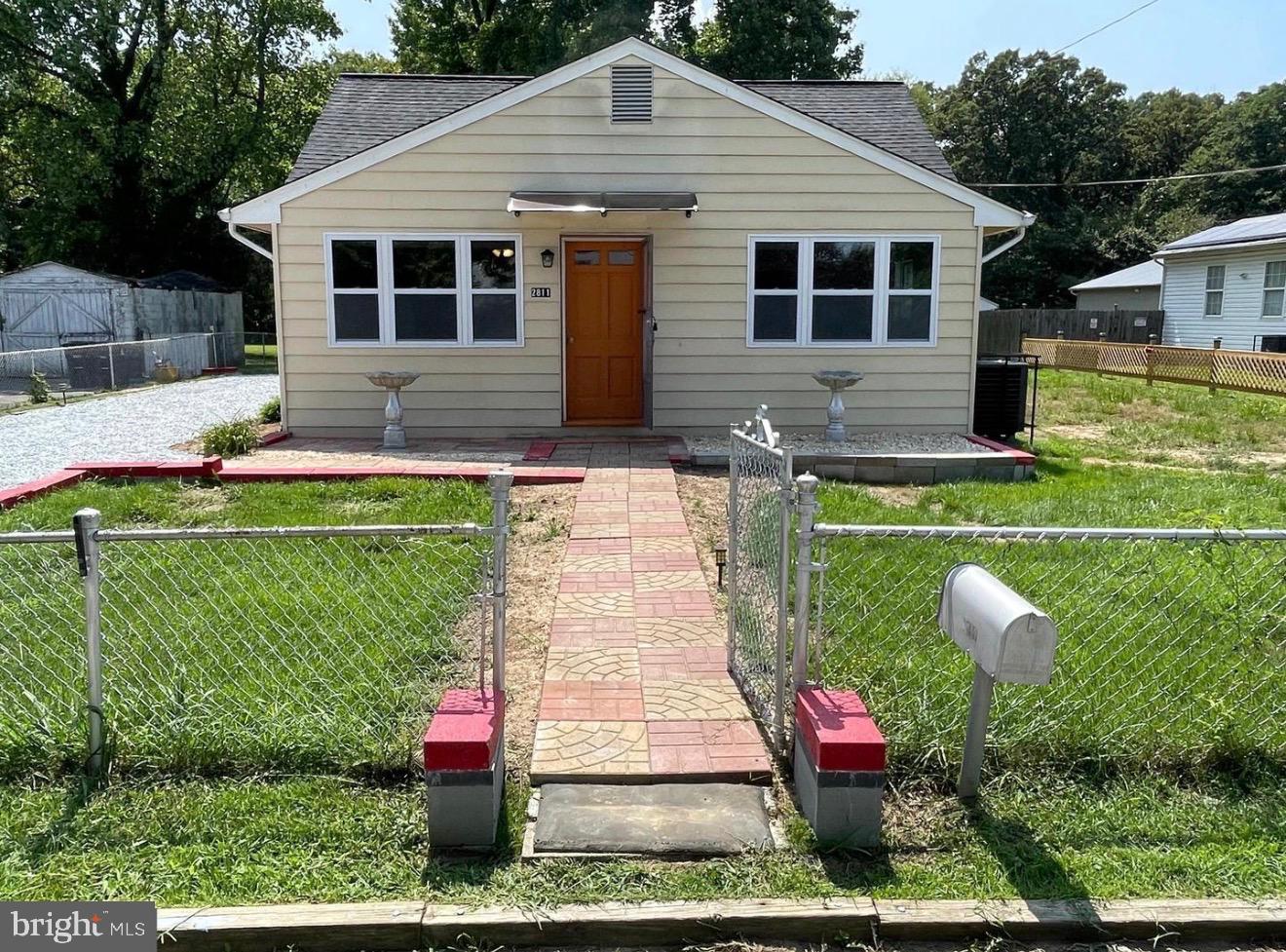 NORTH BARNABY - Residential Lease