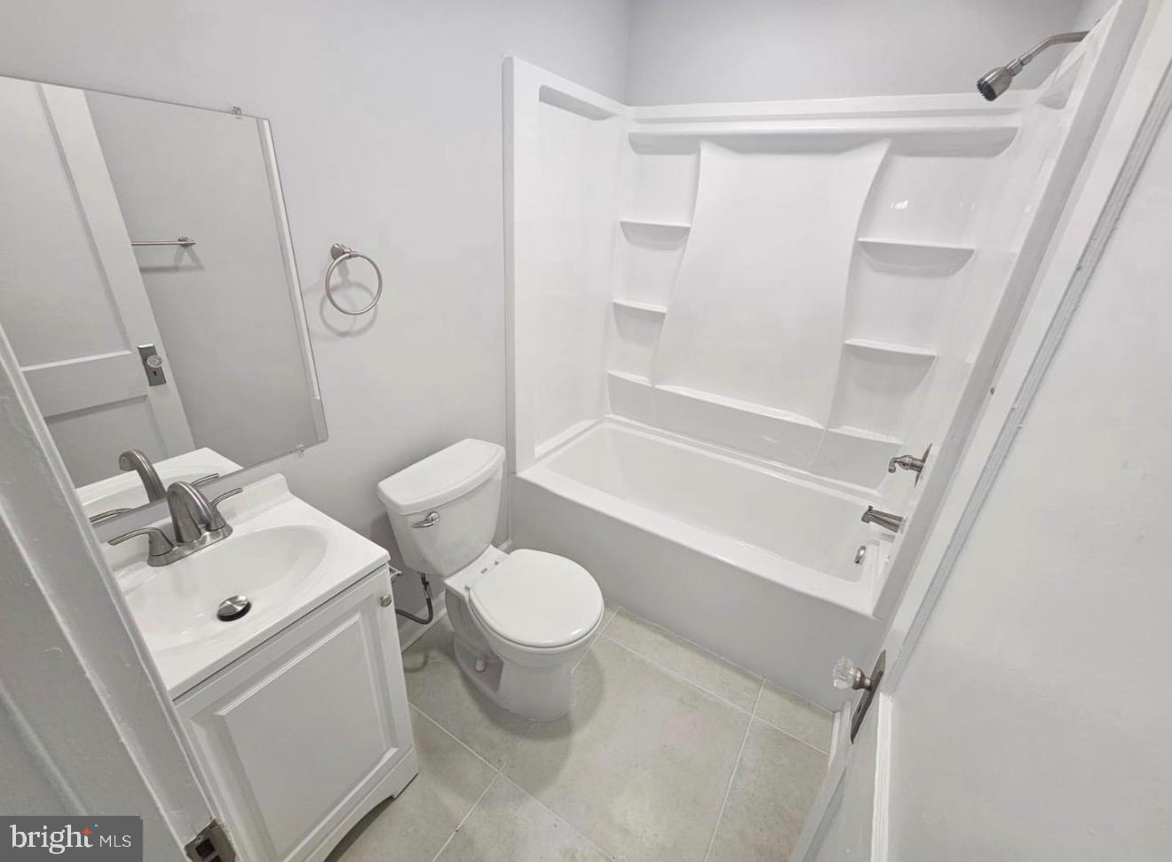 NORTH BARNABY - Residential Lease