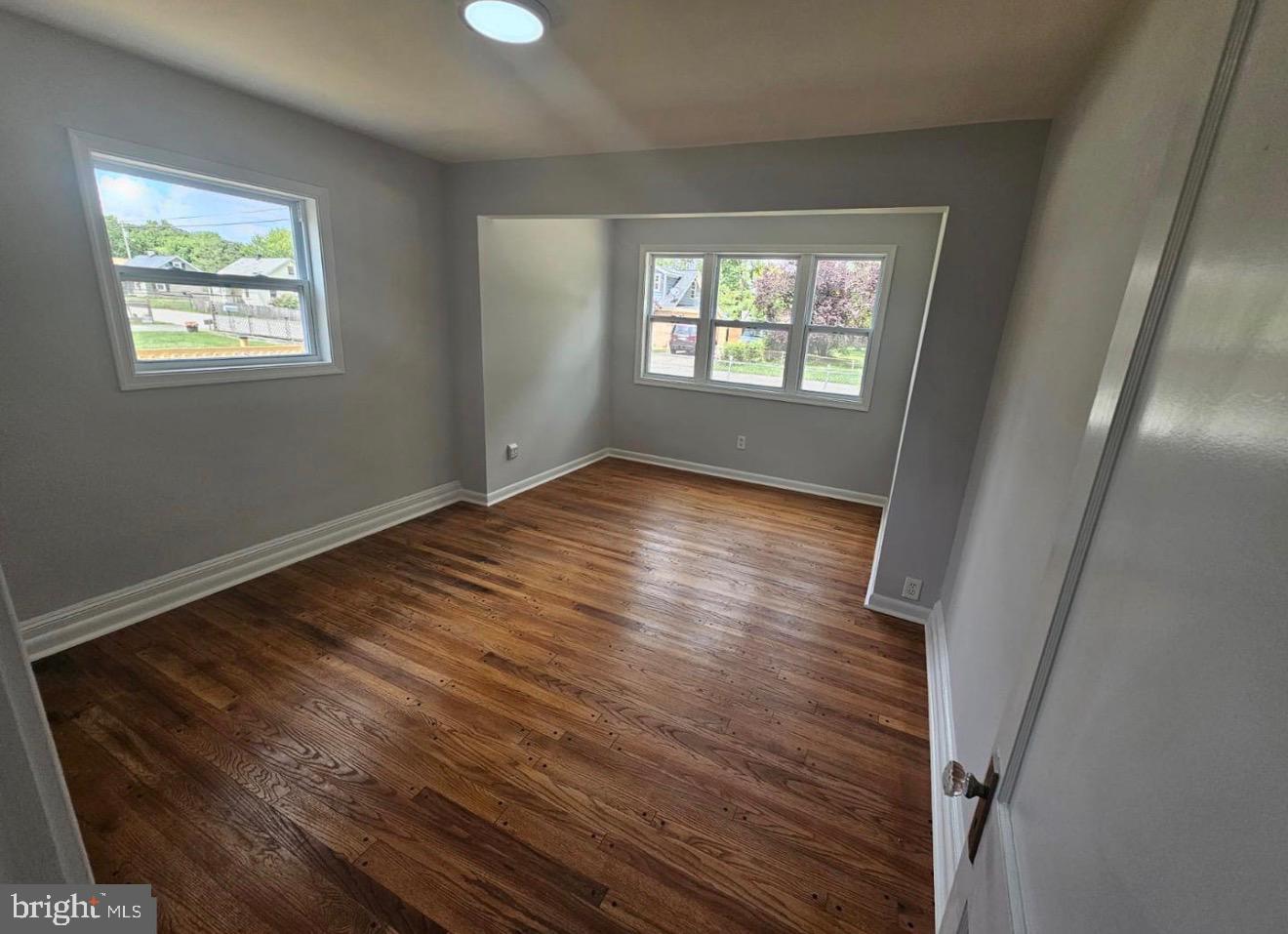 NORTH BARNABY - Residential Lease