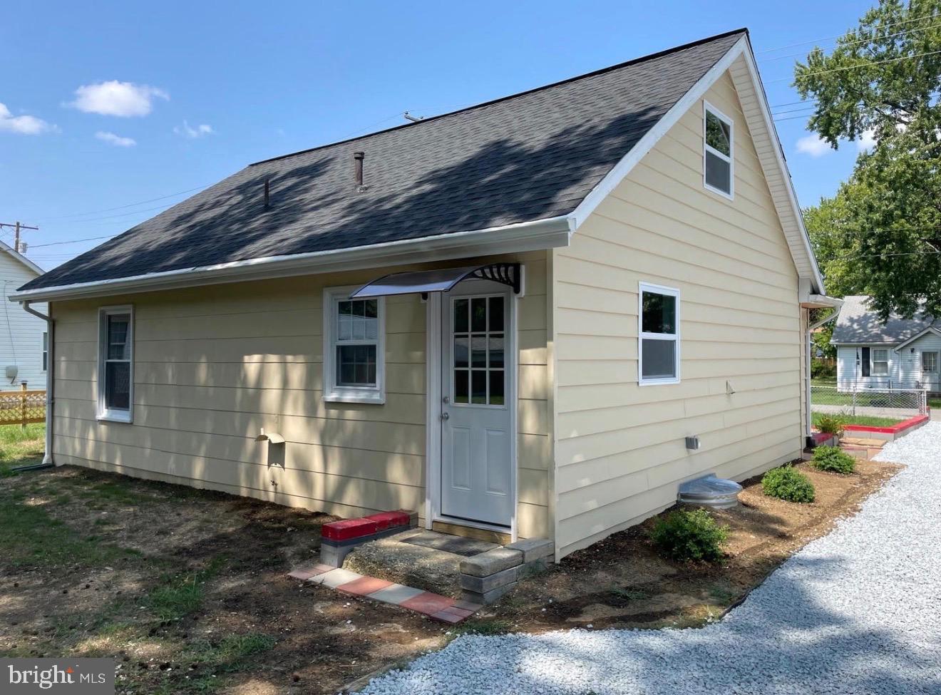 NORTH BARNABY - Residential Lease