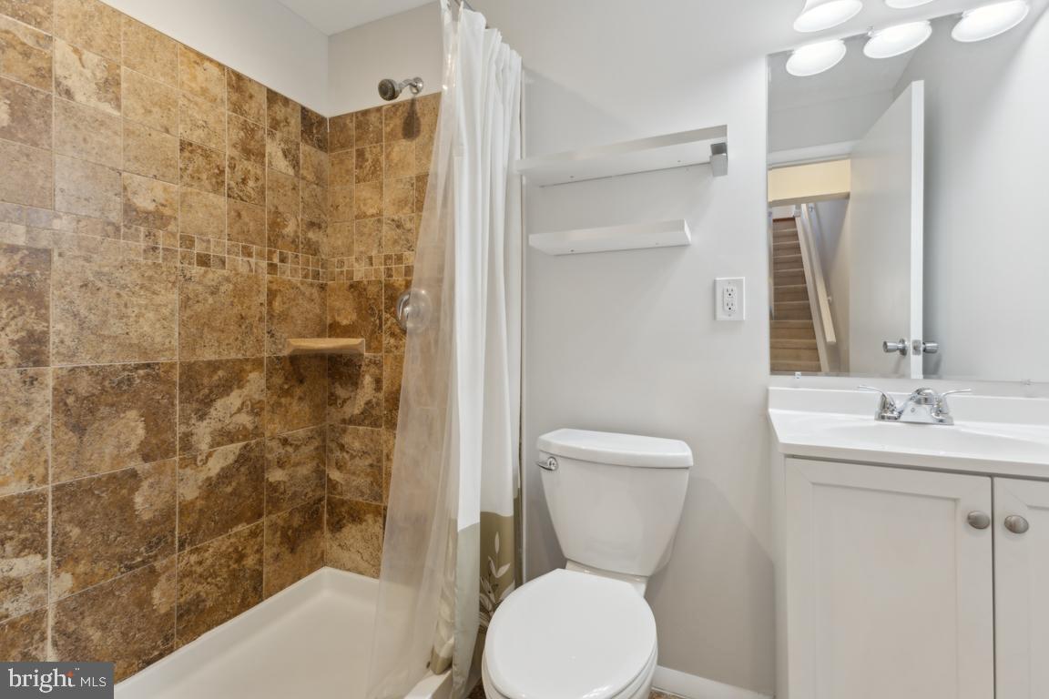 D EVEREUX WEST - Residential