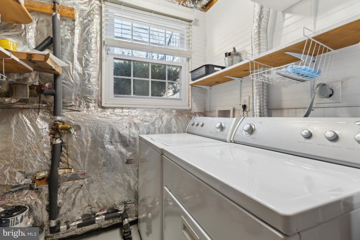 D EVEREUX WEST - Residential