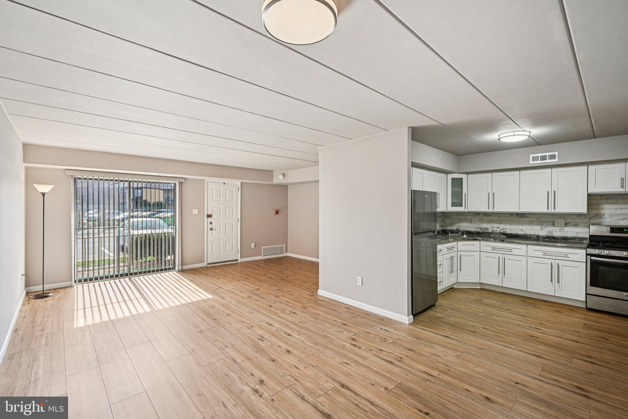 BUSTLETON - Residential