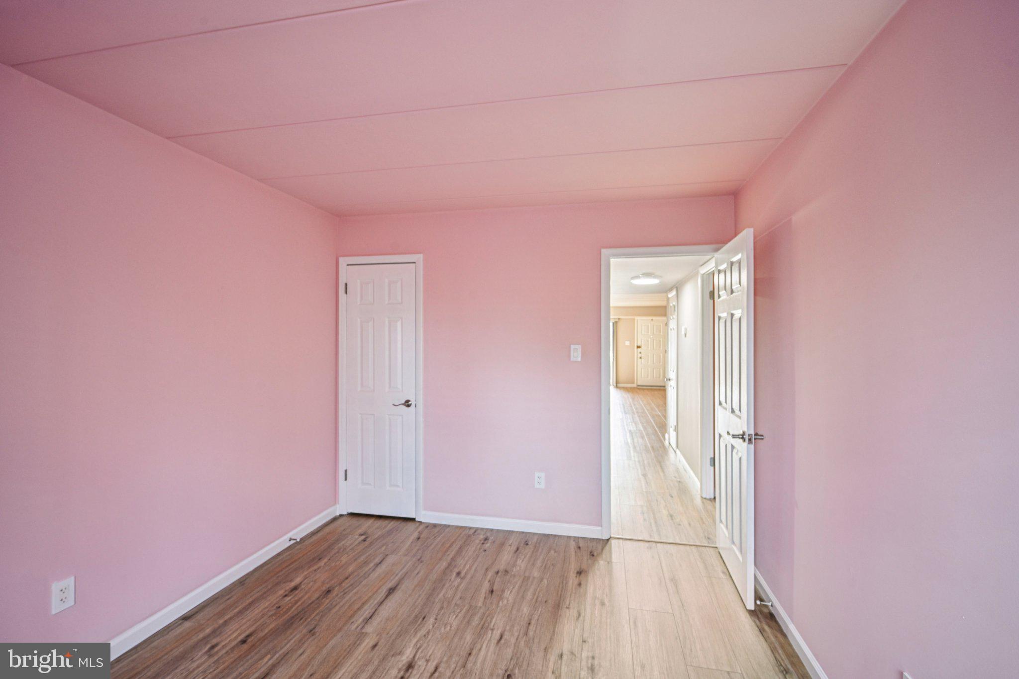 BUSTLETON - Residential