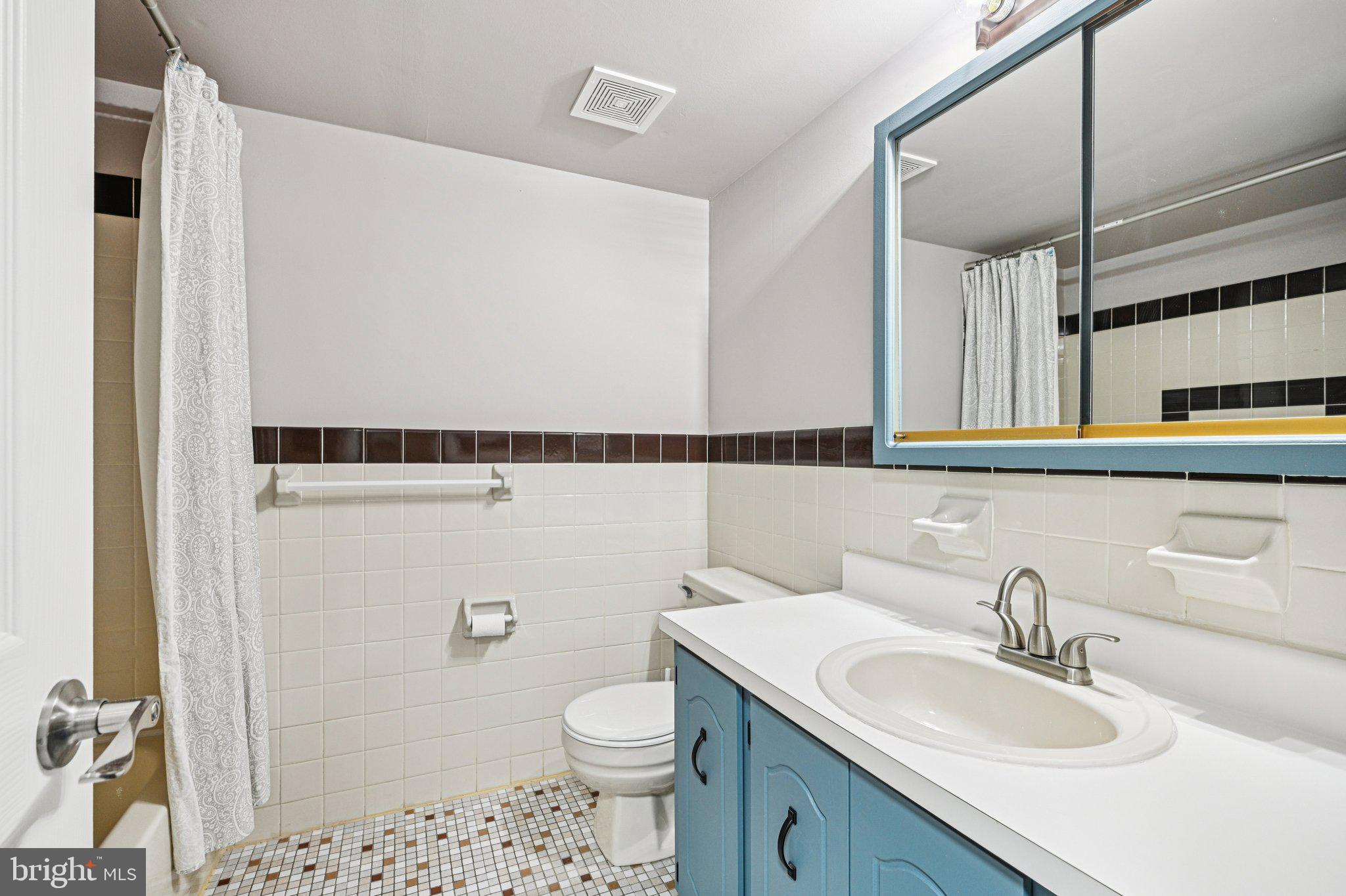 BUSTLETON - Residential