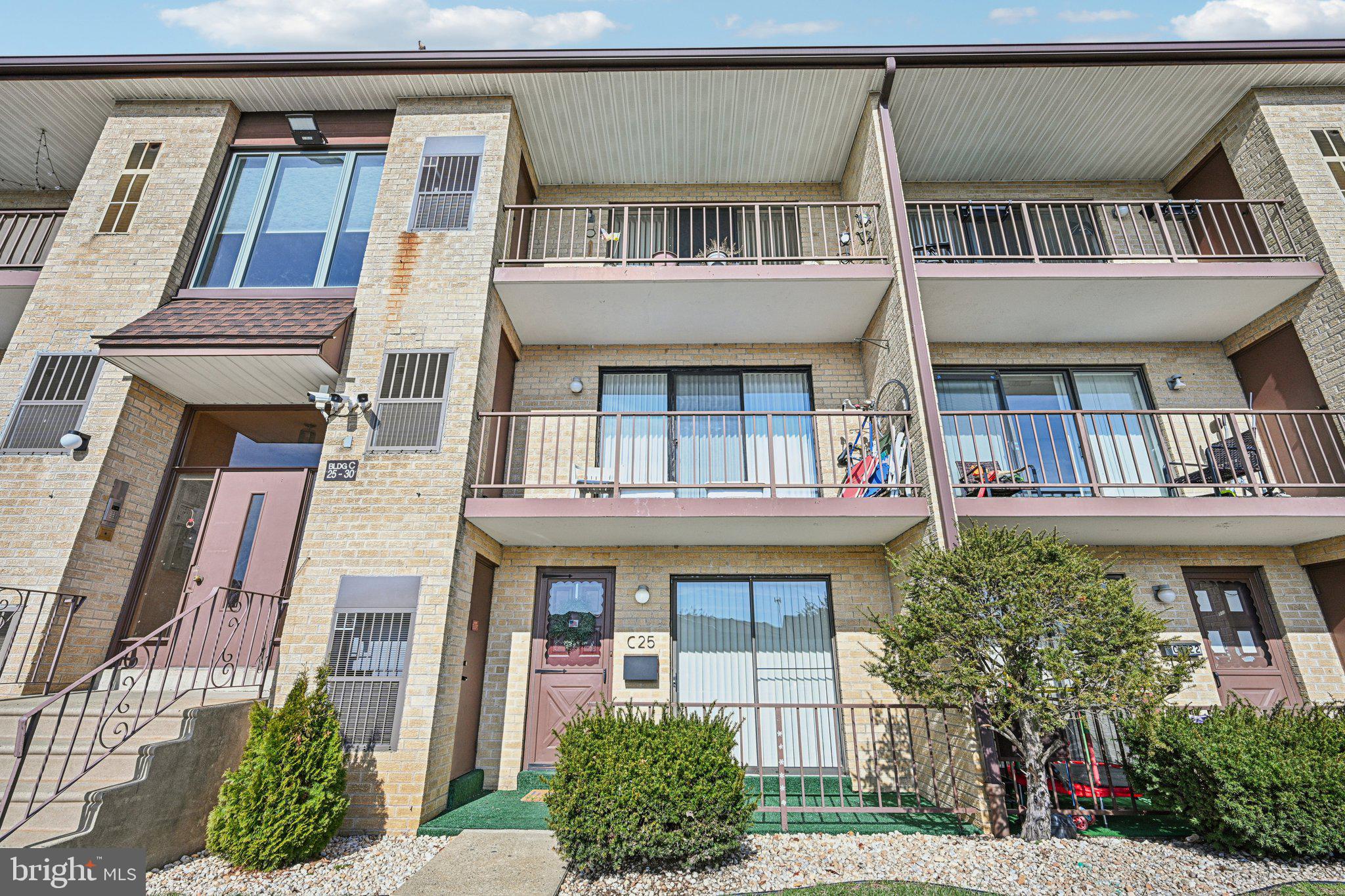 BUSTLETON - Residential