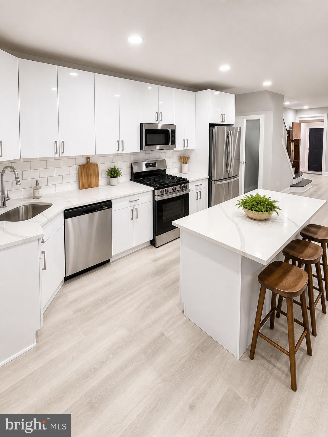 COBBS CREEK - Residential
