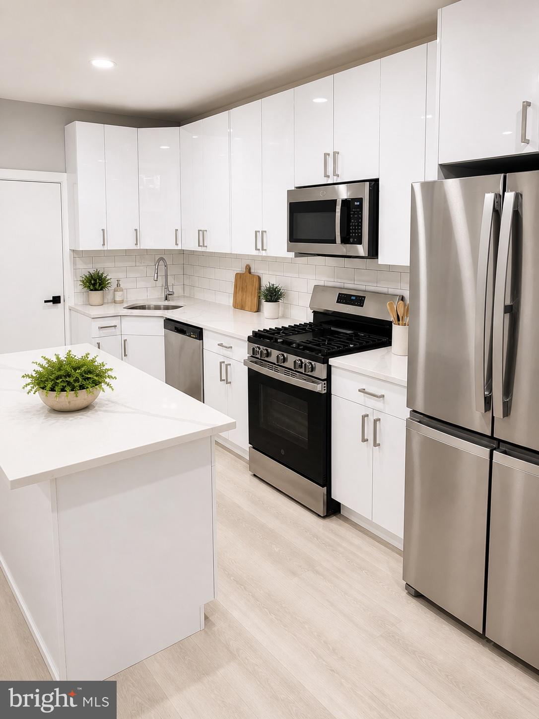 COBBS CREEK - Residential