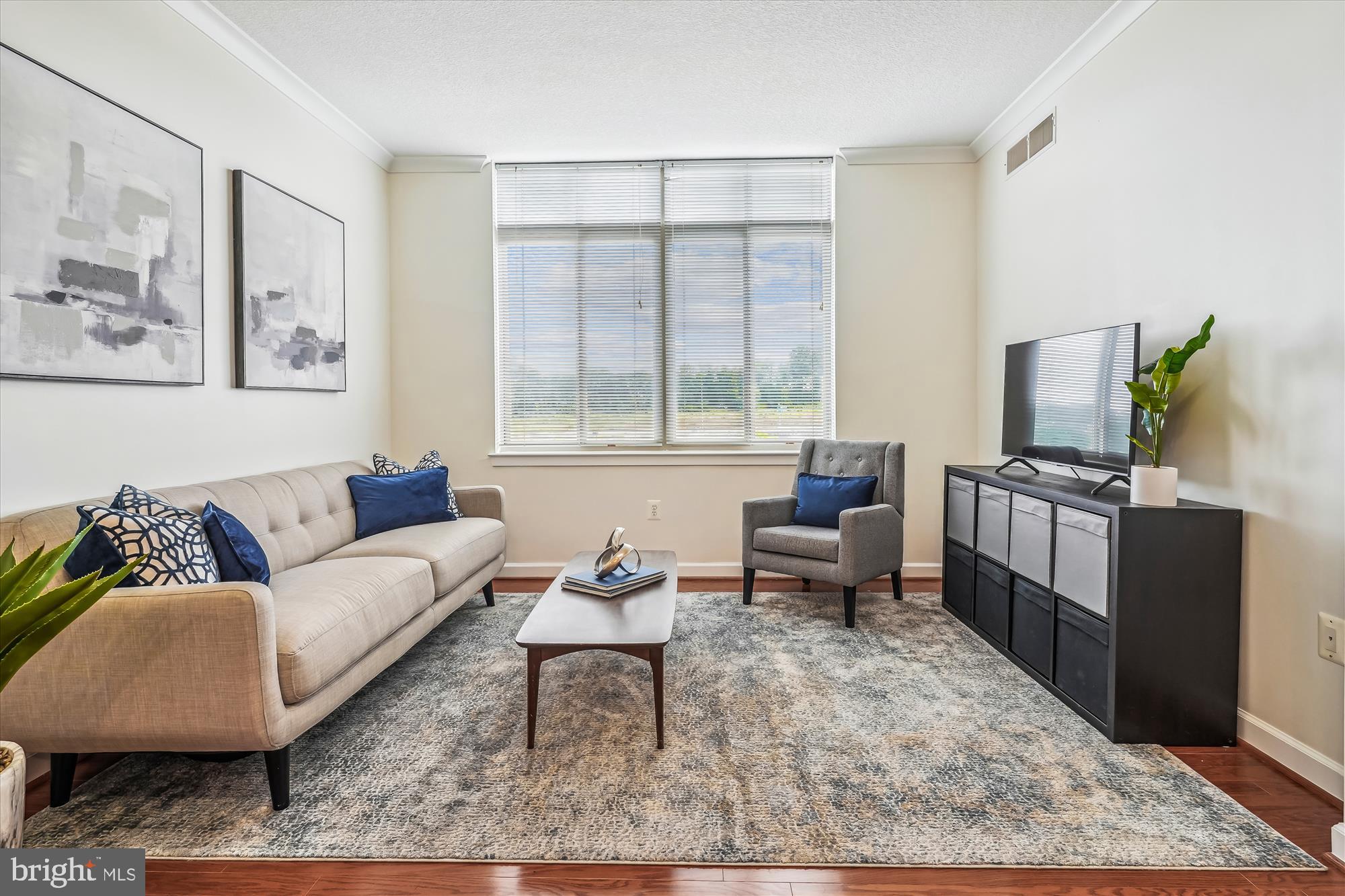 4480 MARKET COMMONS DRIVE 512