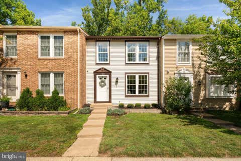 Photo of 1624 Sierra Woods Drive, RESTON, VA 20194 (MLS # VAFX2334250)