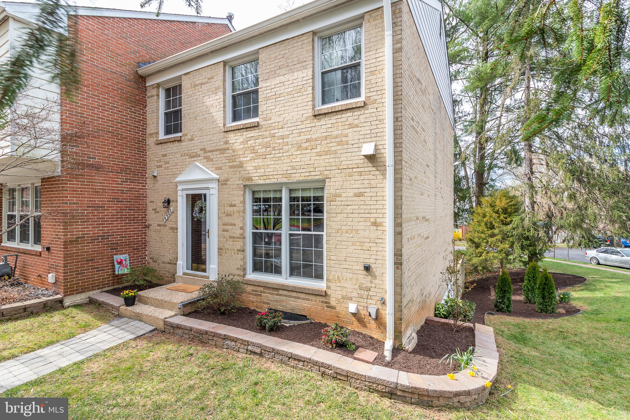 LAKE BRADDOCK - Residential