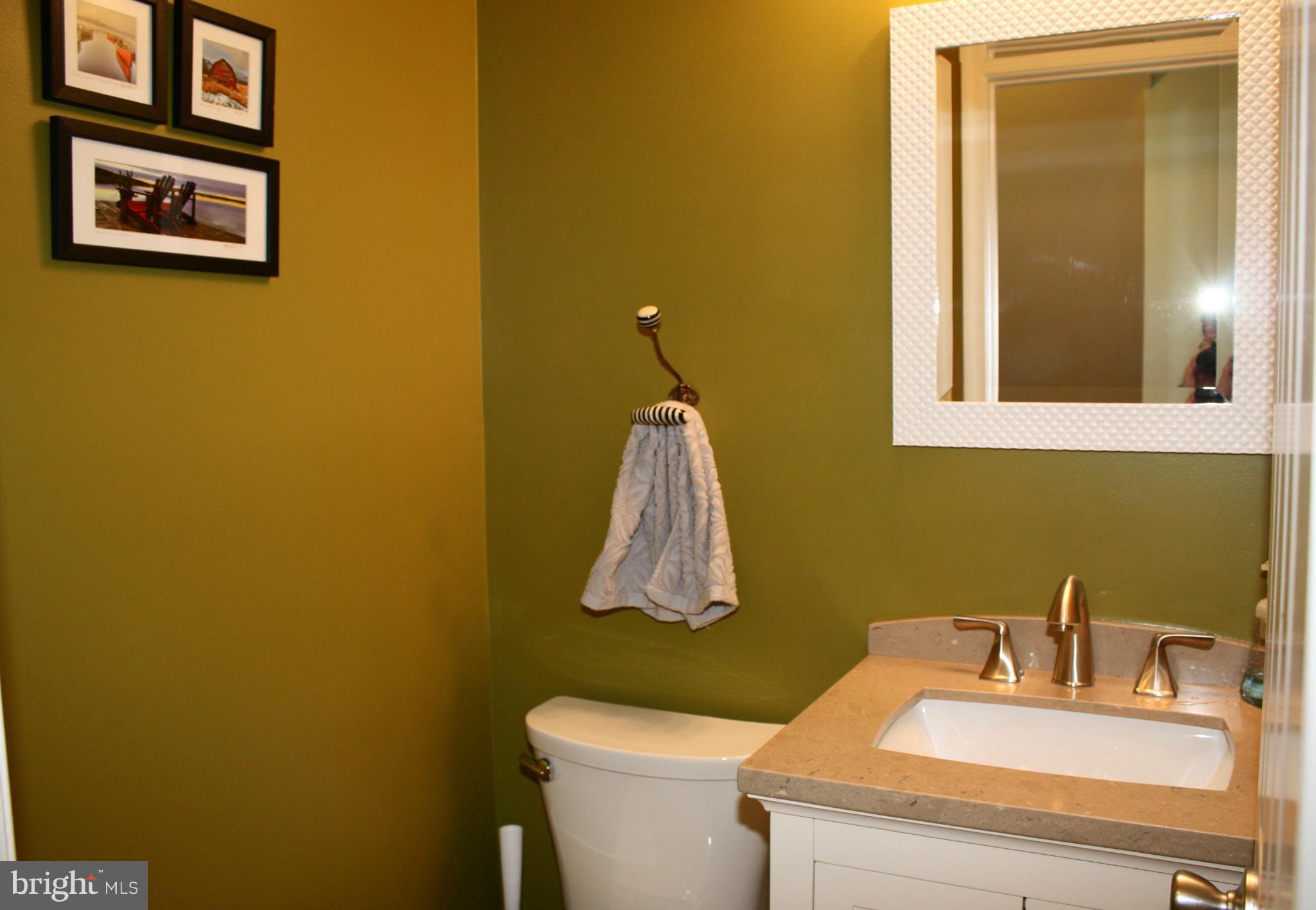 WOODLAND HILLS - Residential