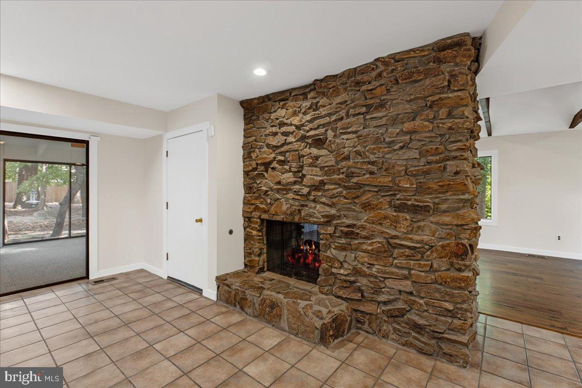 360 CARRIAGE HOUSE LANE