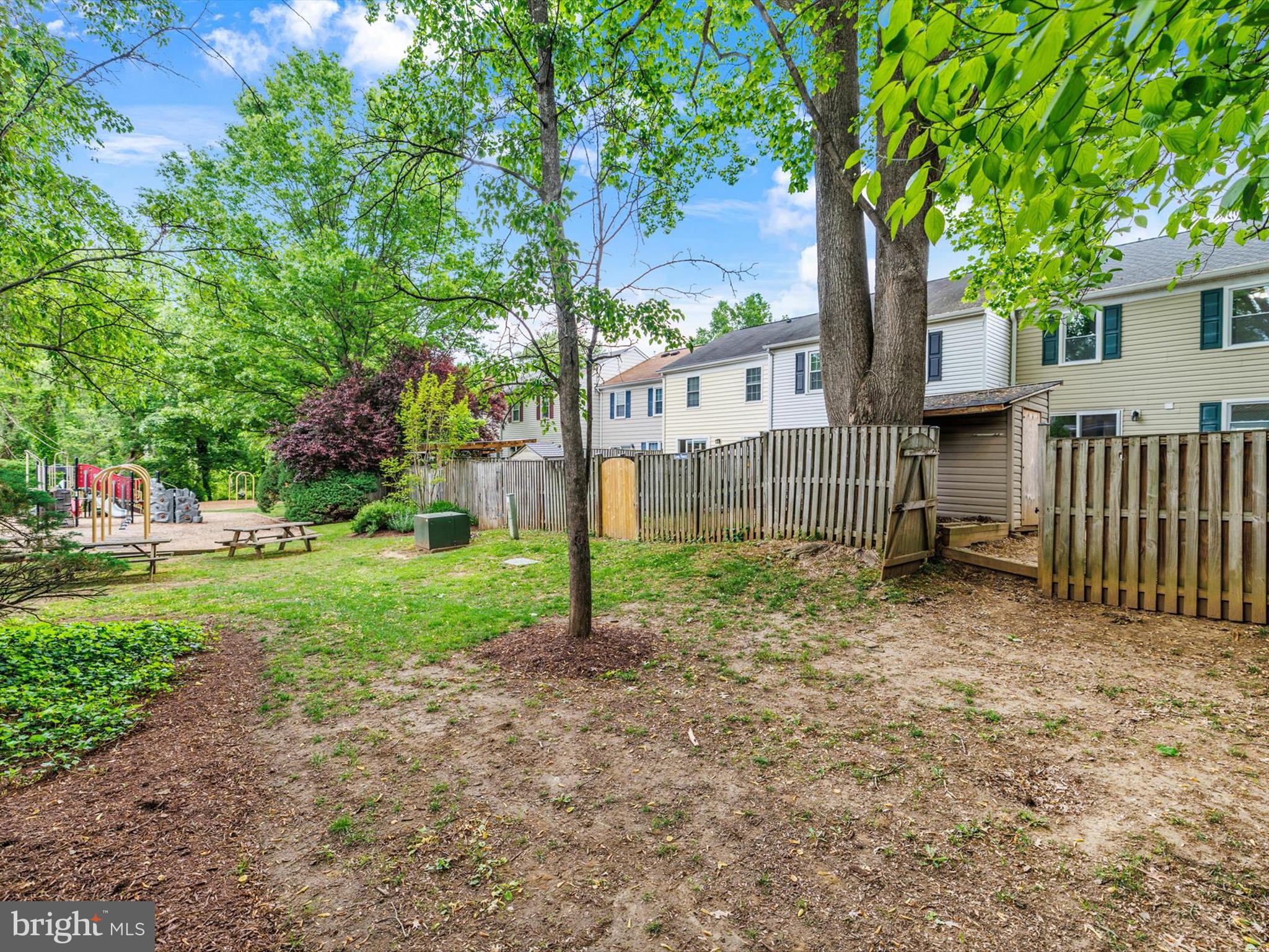 CROFTON COMMONS - Residential