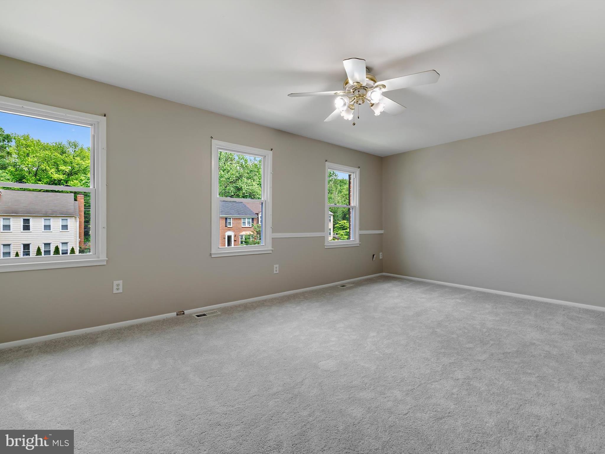 CROFTON COMMONS - Residential