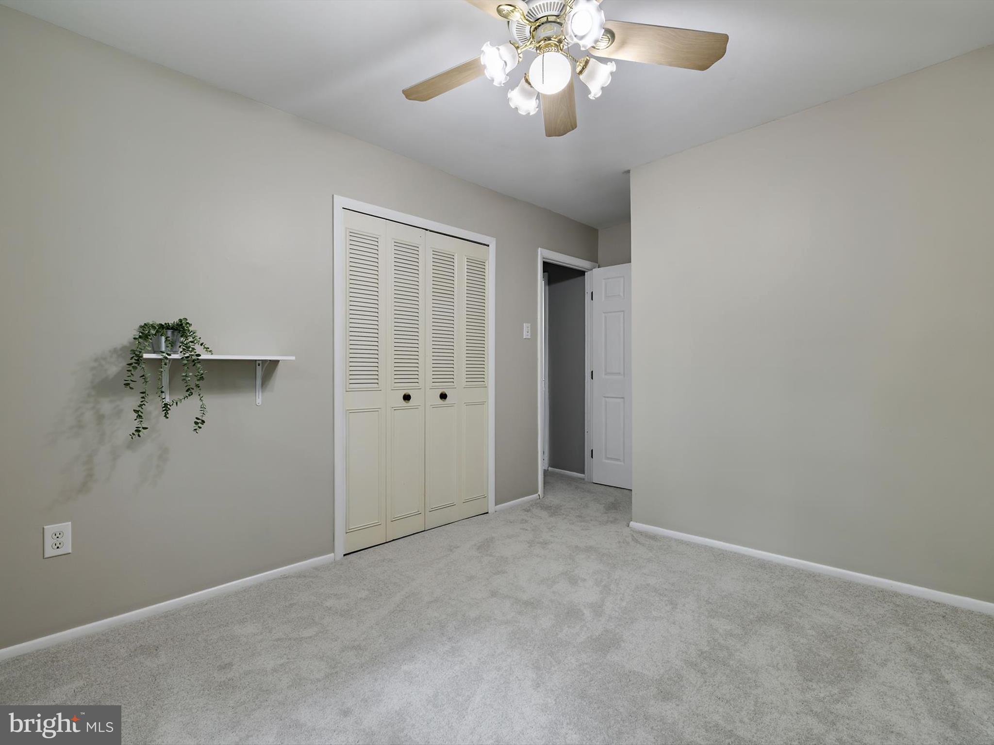 CROFTON COMMONS - Residential