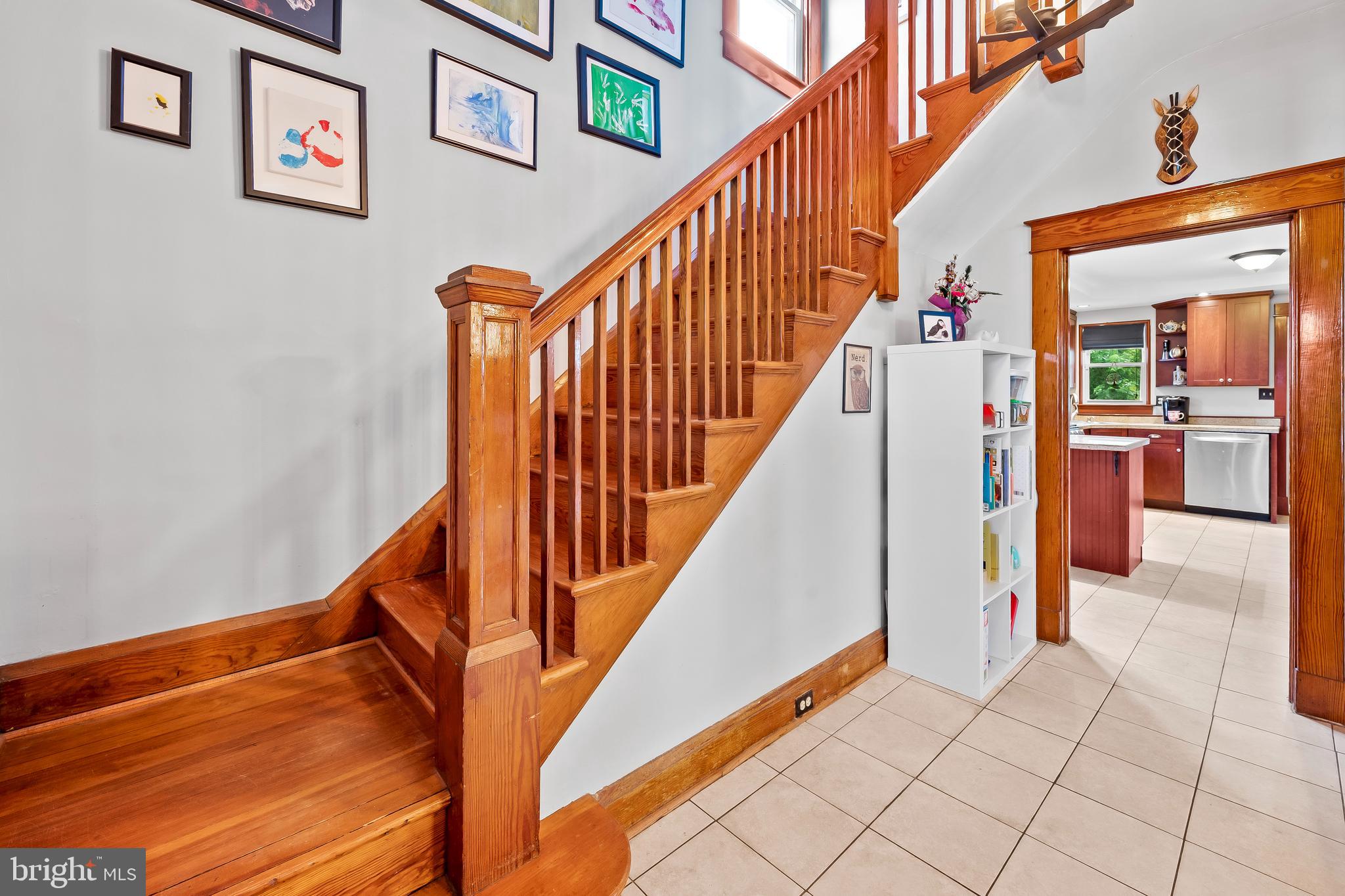 WOODSIDE - Residential