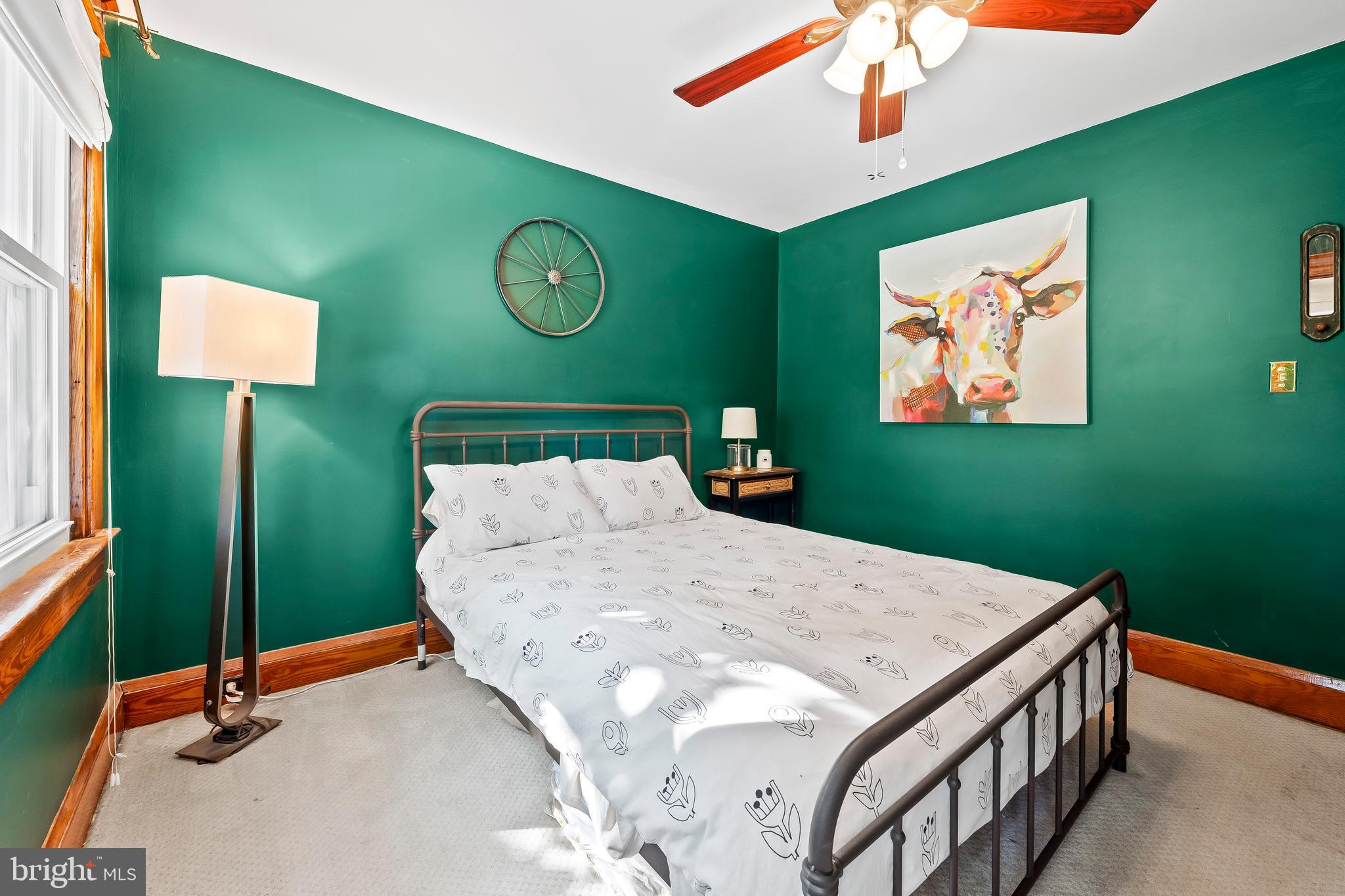 WOODSIDE - Residential