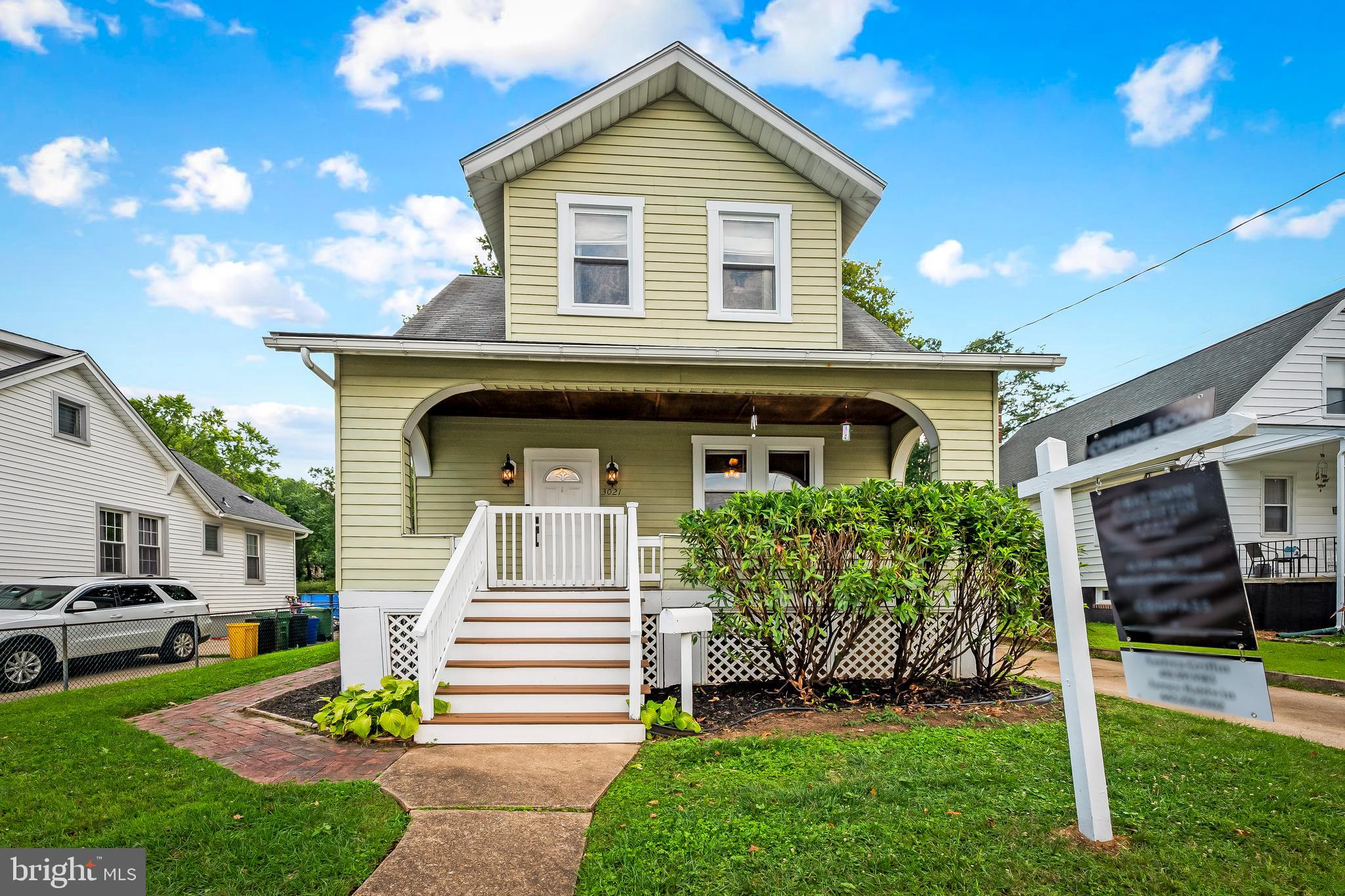 WOODSIDE - Residential