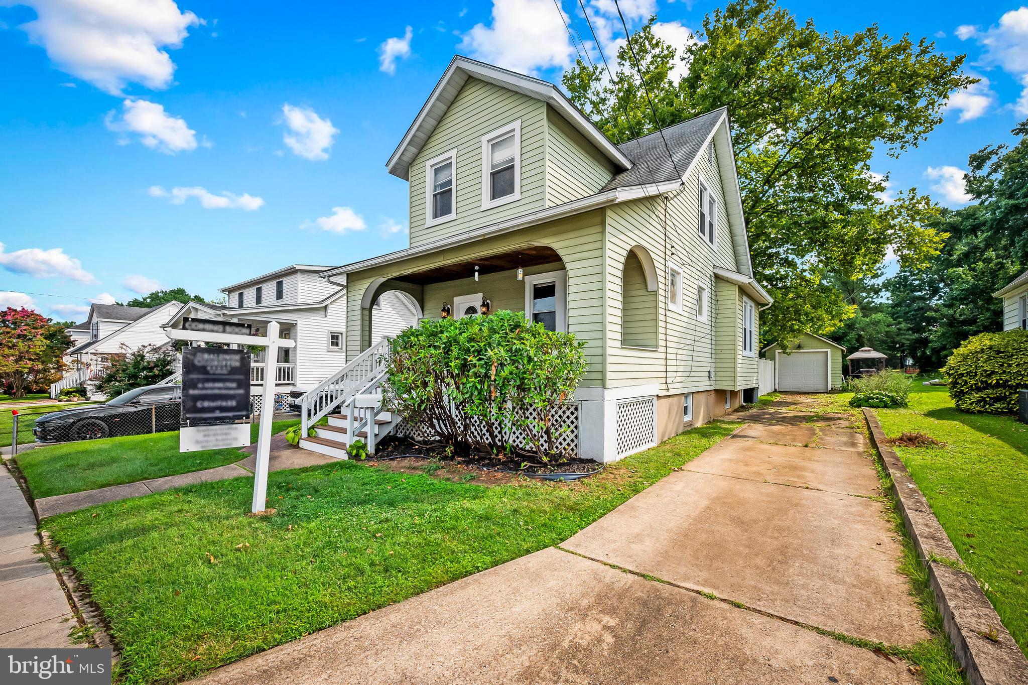 WOODSIDE - Residential