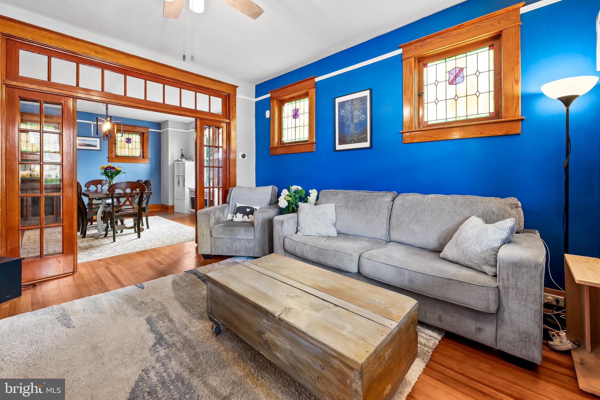 WOODSIDE - Residential