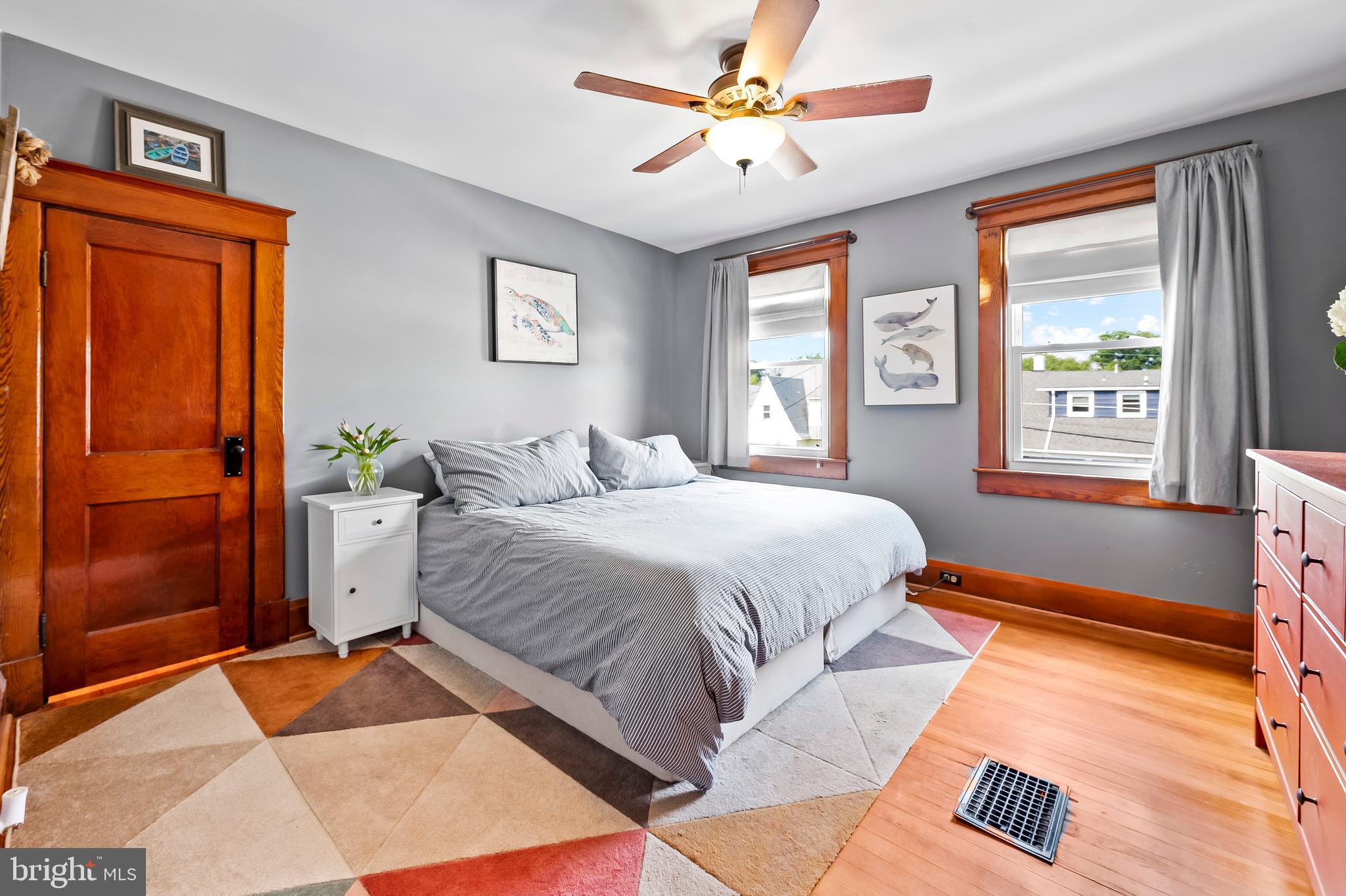 WOODSIDE - Residential