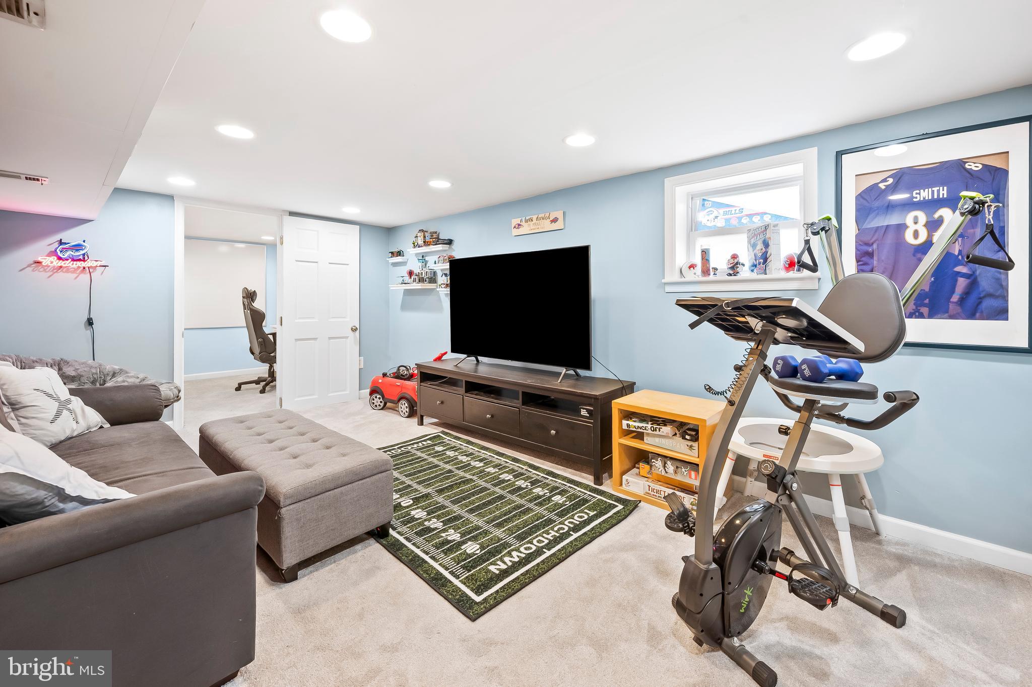 WOODSIDE - Residential