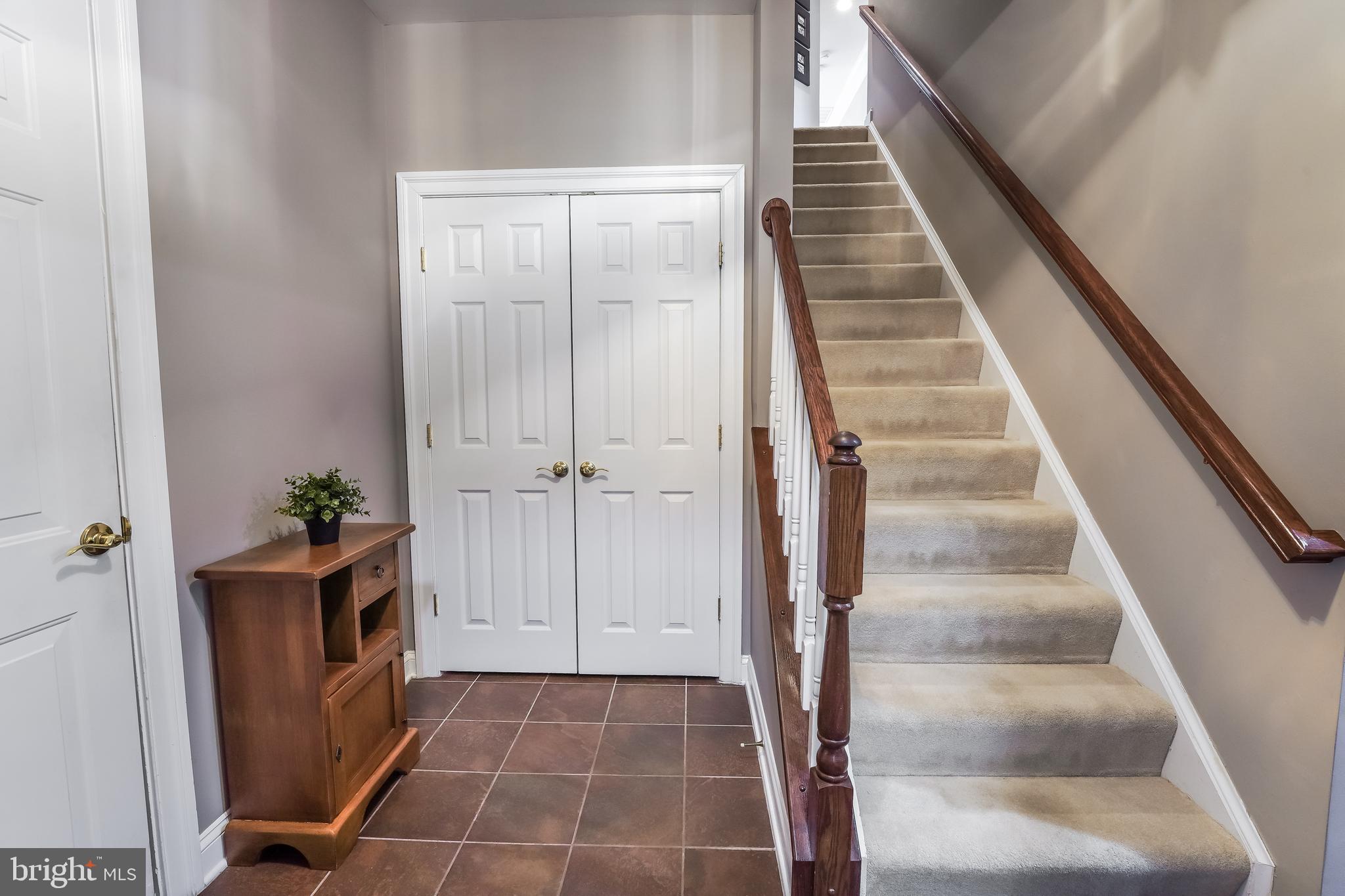 CEDAR CREST - Residential