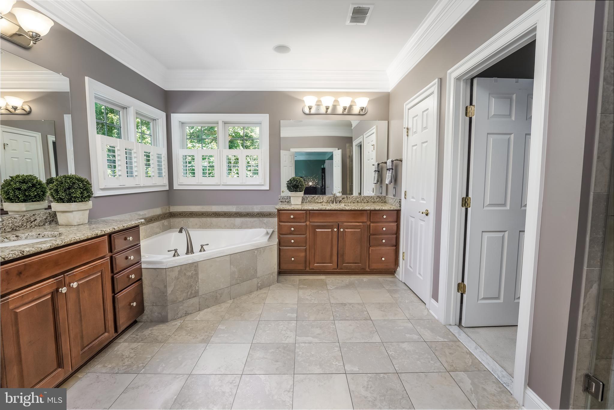 CEDAR CREST - Residential