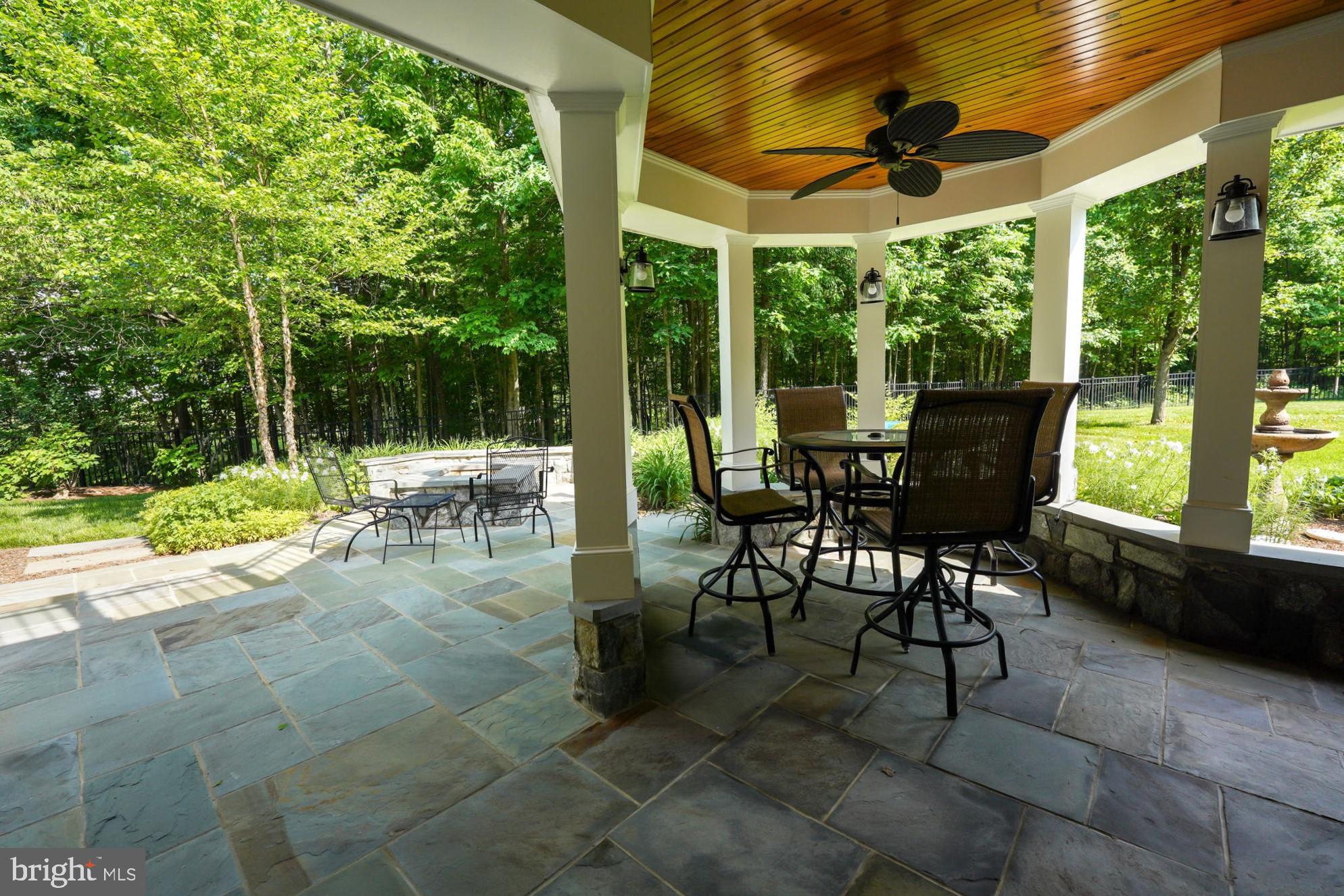 CEDAR CREST - Residential