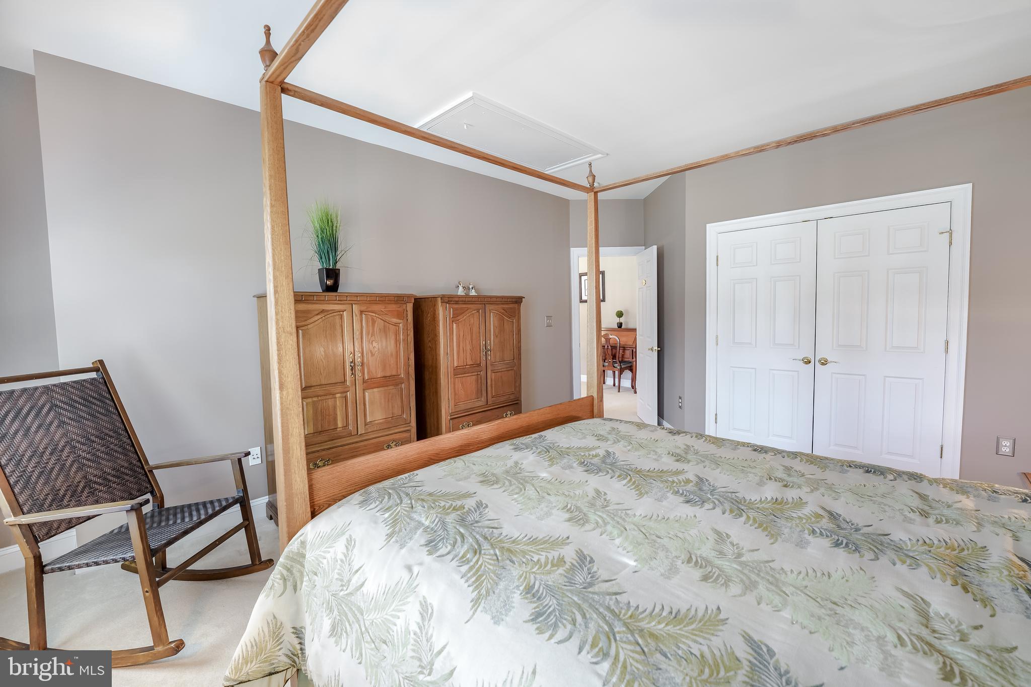 CEDAR CREST - Residential