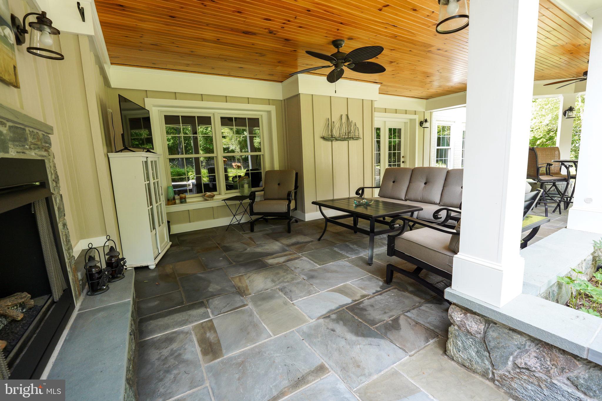 CEDAR CREST - Residential