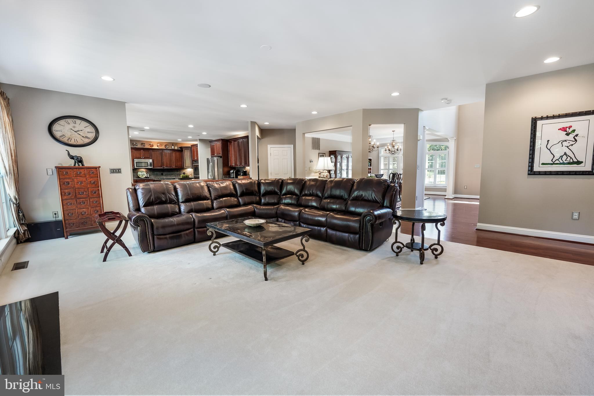 CEDAR CREST - Residential