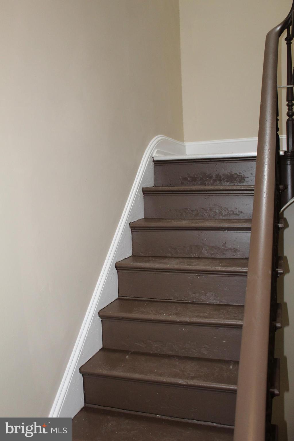 POWELTON VILLAGE - Residential Income