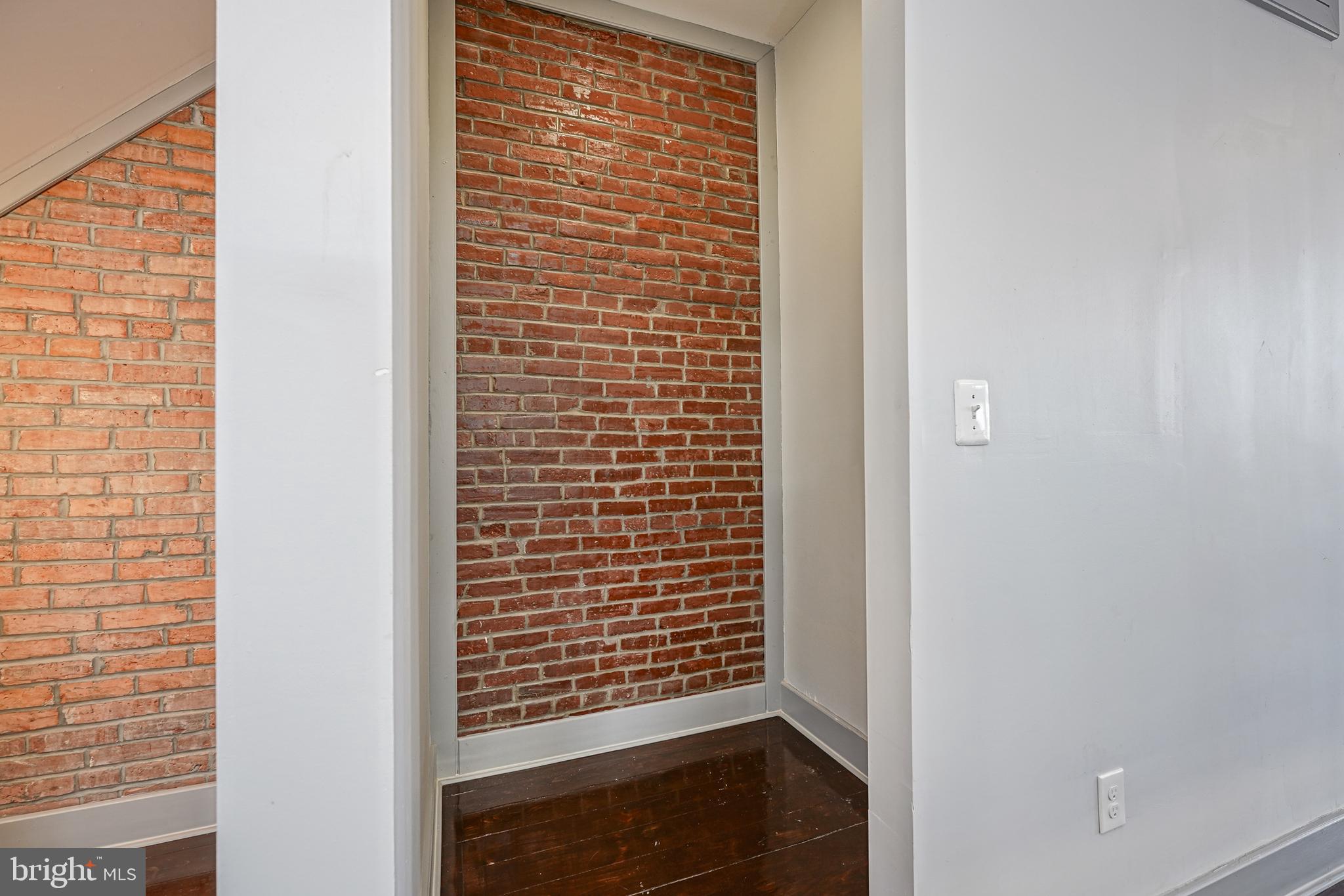 POINT BREEZE - Residential Lease