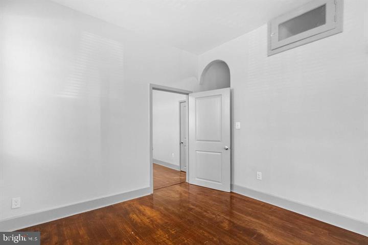 POINT BREEZE - Residential Lease