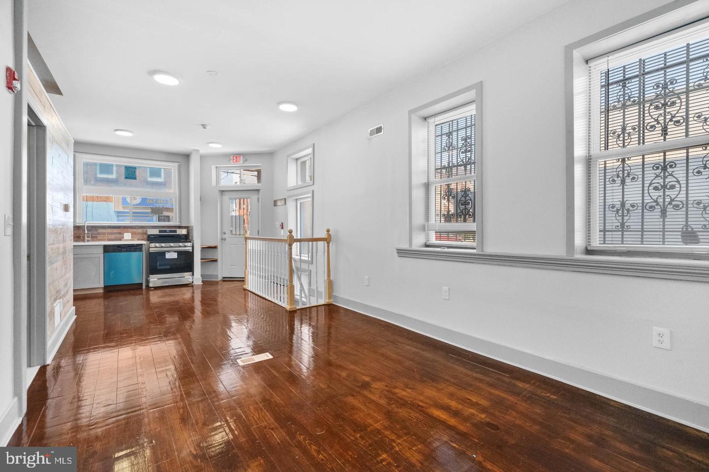 POINT BREEZE - Residential Lease