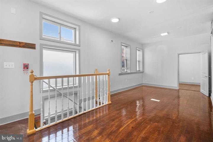 POINT BREEZE - Residential Lease