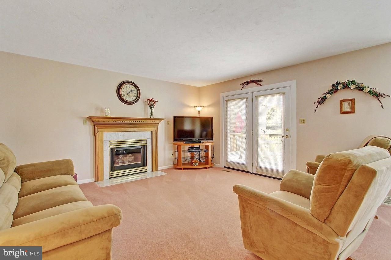 STEWARTSTOWN STATION - Residential