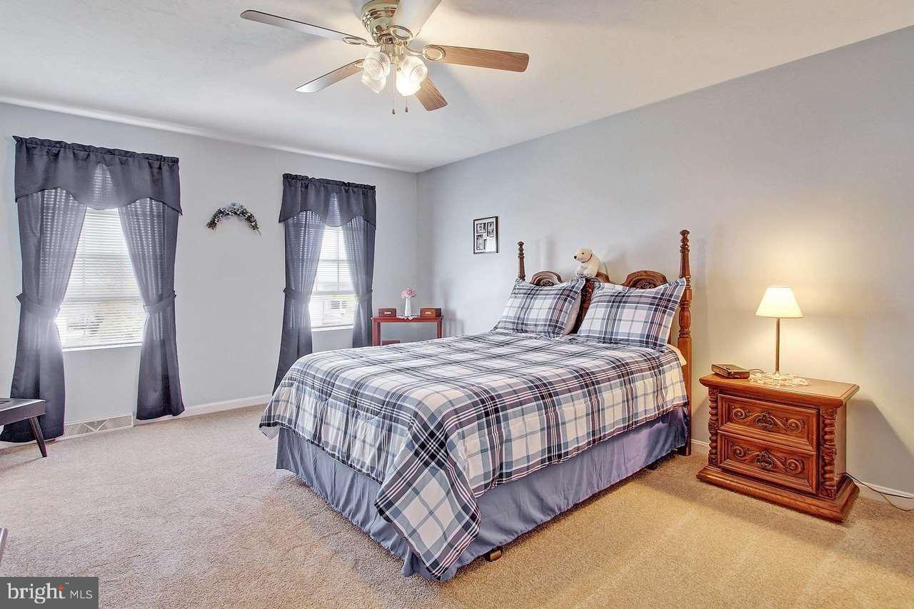 STEWARTSTOWN STATION - Residential