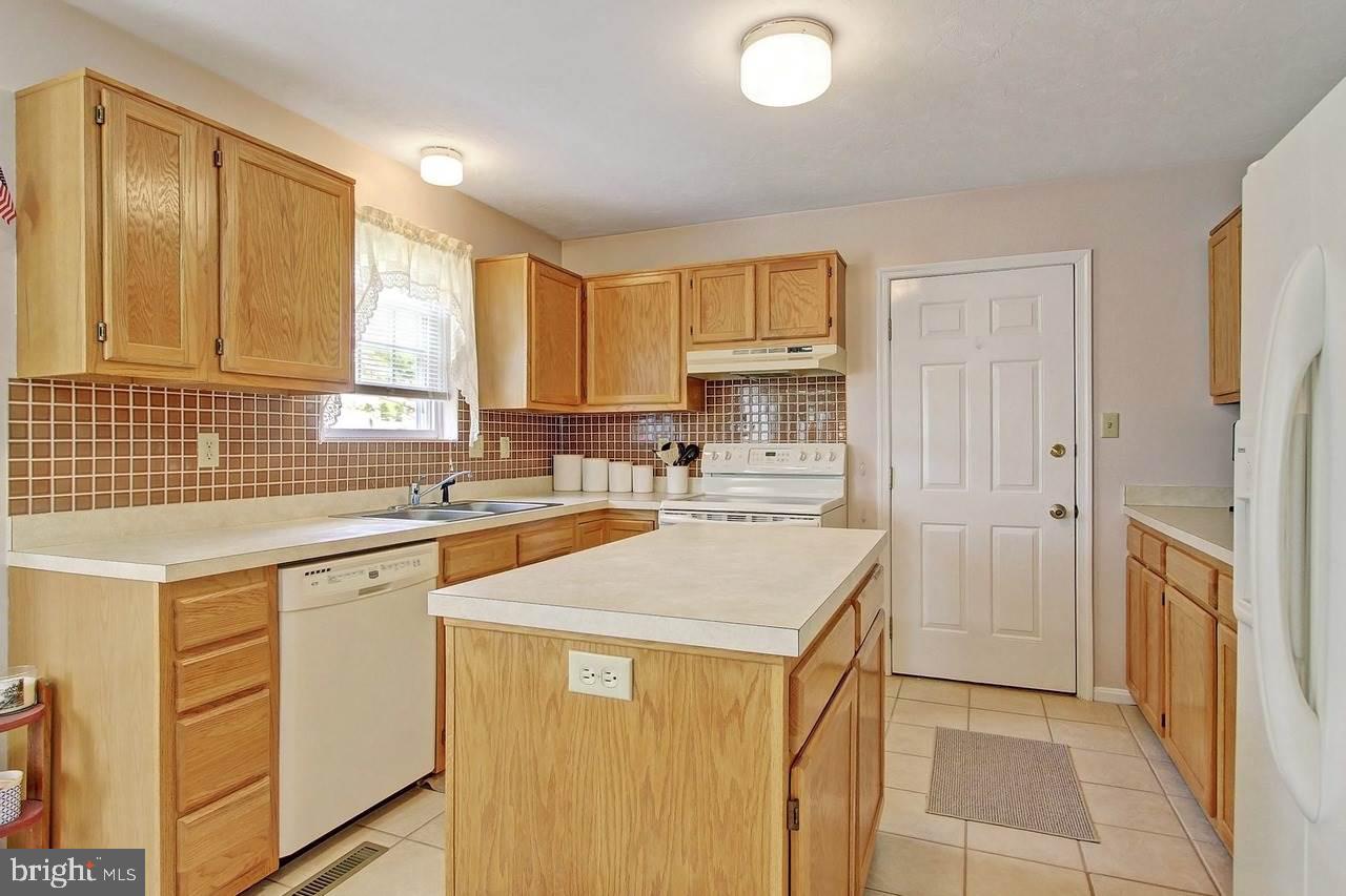 STEWARTSTOWN STATION - Residential