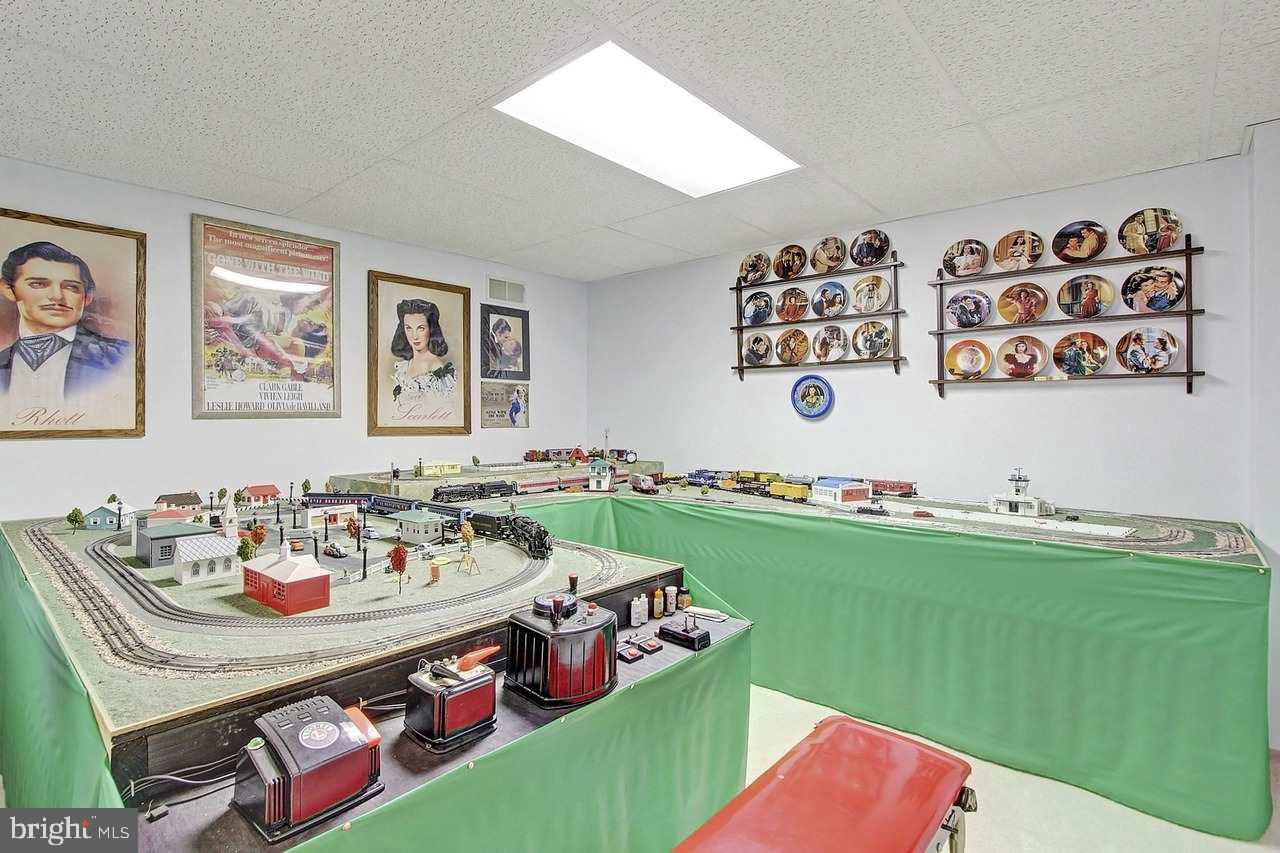 STEWARTSTOWN STATION - Residential