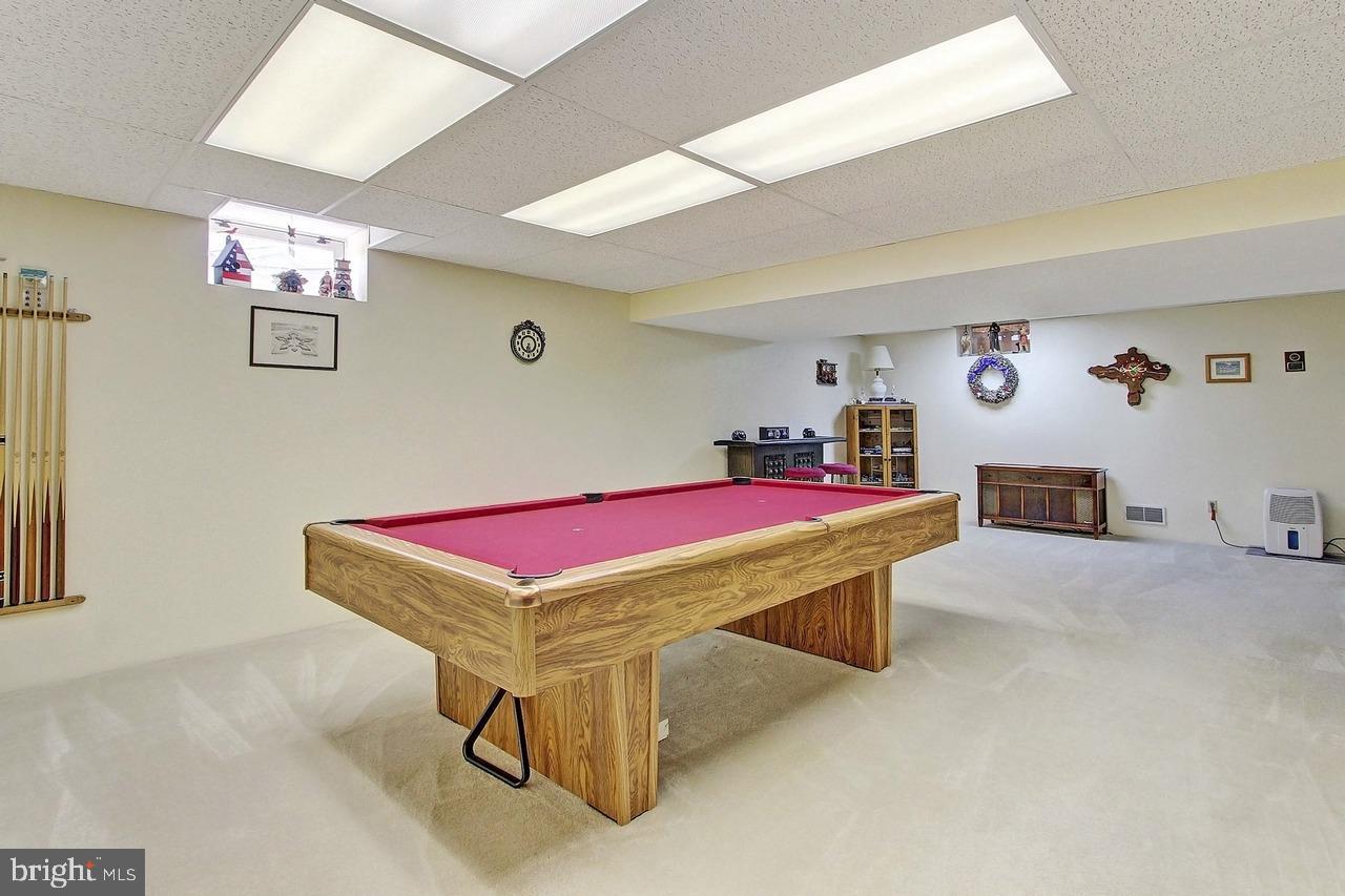 STEWARTSTOWN STATION - Residential