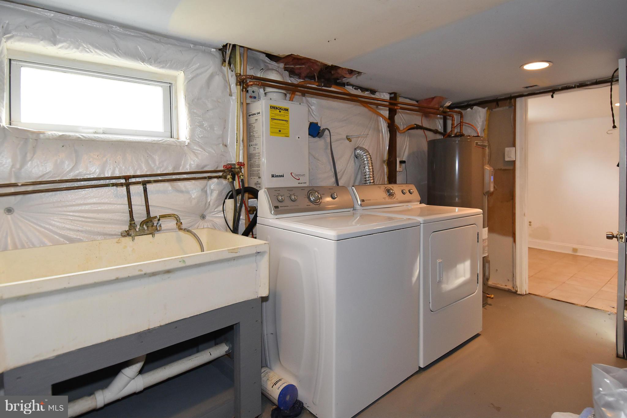 CHARLES W LEE SR ESTATES - Residential